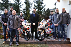Max Racing Team, foto di gruppo