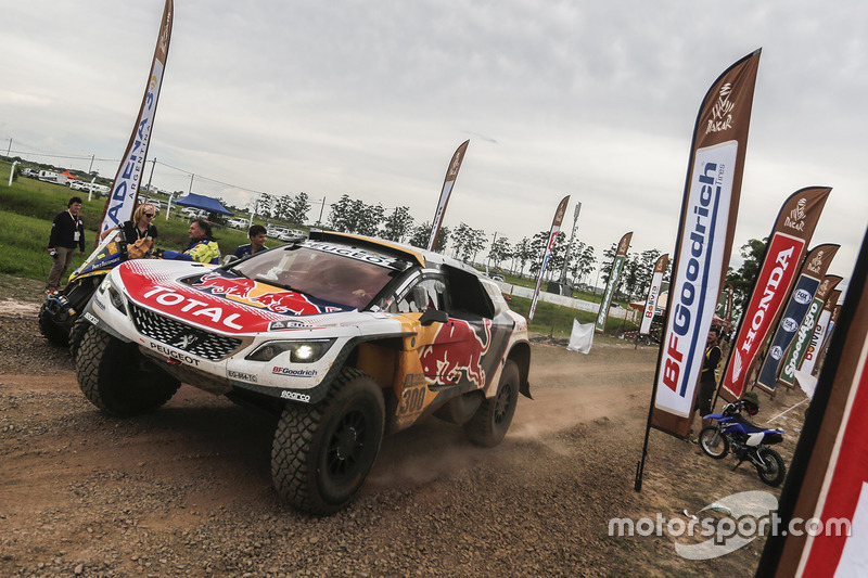 2017: Stéphane Peterhansel dan Jean-Paul Cottret, Peugeot 3008 DKR