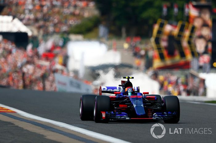 6- Carlos Sainz, Scuderia Toro Rosso