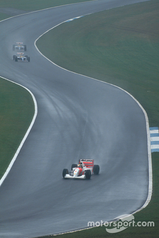 Ayrton Senna, McLaren MP4/8 Ford leads Alain Prost, Williams FW15C Renault