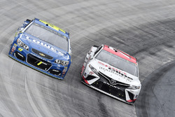 Jimmie Johnson, Hendrick Motorsports Chevrolet, Erik Jones, Furniture Row Racing Toyota