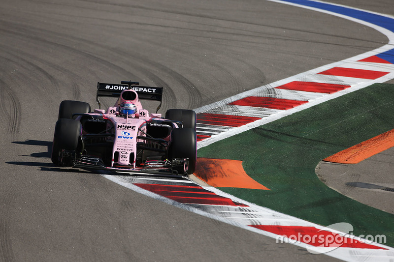 Sergio Pérez e a Force India fizeram um bom trabalho, com o mexicano largando na nona posição. Esteban Ocon, companheiro de equipe de Pérez, fecha o top-10.