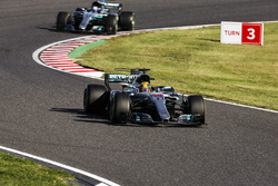 Lewis Hamilton, Mercedes AMG F1 W08, Valtteri Bottas, Mercedes AMG F1 W08