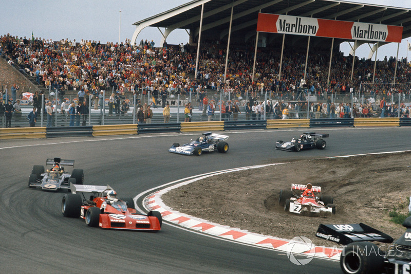 Niki Lauda, BRM P160E hors piste, Chris Amon, Tecno PA123B, Emerson Fittipaldi, Lotus 72E Ford, Mike Hailwood, Surtees TS14A Ford, et David Purley, March 731 Ford