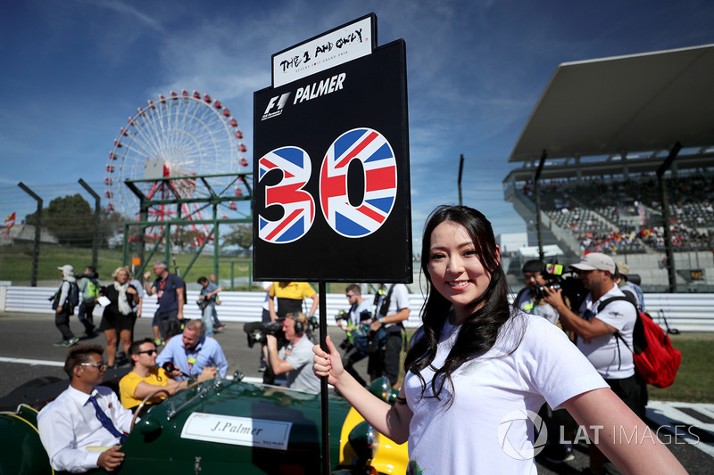 Grid girl