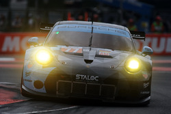 #77 Dempsey Proton Competition Porsche 911 RSR: Christian Ried, Matteo Cairoli, Marvin Dienst