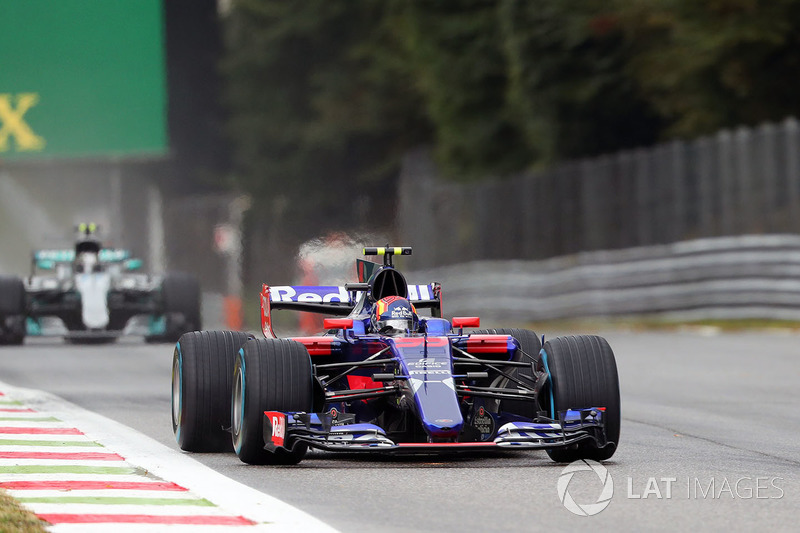 Carlos Sainz Jr., Scuderia Toro Rosso STR12