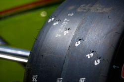 Simon Pagenaud, Team Penske Chevrolet, detalle de la llanta