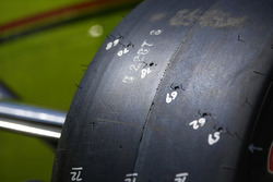 Simon Pagenaud, Team Penske Chevrolet, detalle de la llanta