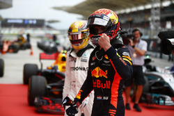 Max Verstappen, Red Bull Racing, race winner, second place Lewis Hamilton, Mercedes AMG F1, in Parc Ferme