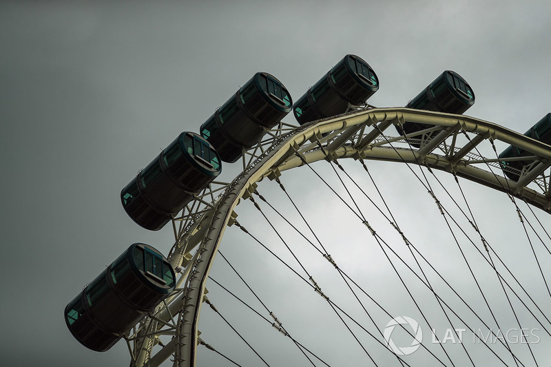 Singapore Flyer