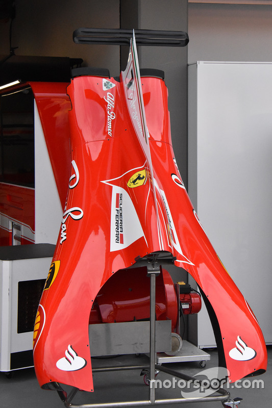 Ferrari SF70H, engine cover