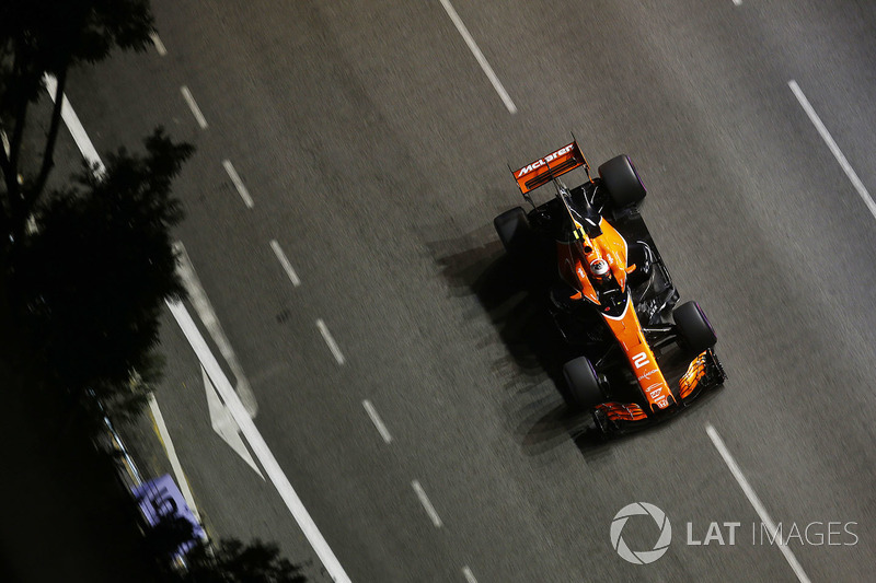 9. Стоффель Вандорн, McLaren MCL32