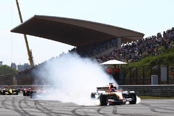 Rinus van Kalmthout, GP2 Dallara Evo, verremt zich bij de start
