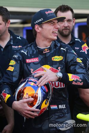 Max Verstappen, Red Bull Racing at a team photograph