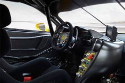 Le cockpit de la Ferrari 488 Challenge