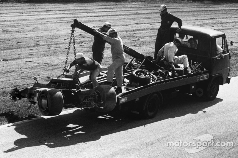 O triunfo do 'Rato' também garantiu a Jochen Rindt seu título. O austríaco morrera etapas antes, na Itália, e até hoje é o único campeão póstumo da história da F1.