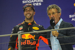 Podium: second place Daniel Ricciardo, Red Bull Racing, Eddie Jordan