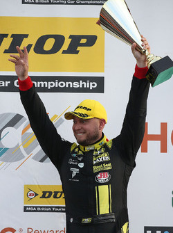 Rob Huff, Power Maxed Racing Vauxhall Astra