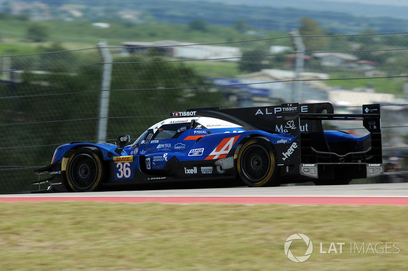 #36 Signatech Alpine A470 Gibson: Andre Negrao, Gustavo Menezes, Nicolas Lapierre