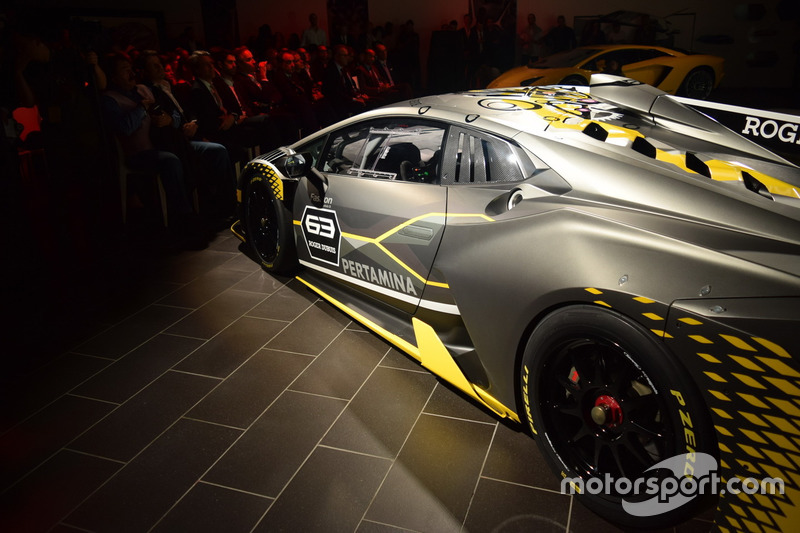 Lamborghini Huracan ST EVO