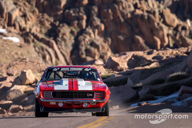 №111 Chevrolet Camaro: Ар-Джей Готтлиб