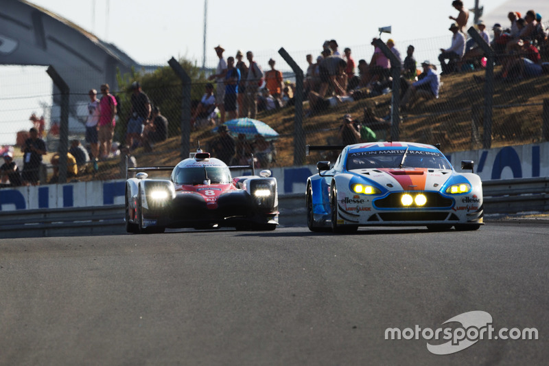 #99 Beechdean AMR Aston Martin Vantage GTE: Andrew Howard, Ross Gunn, Oliver Bryant, #8 Toyota Gazoo Racing Toyota TS050 Hybrid: Anthony Davidson, Sébastien Buemi, Kazuki Nakajima