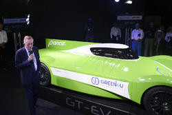 Don Panoz présente la Panoz Racing GT-EV