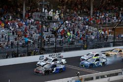 Restart: Kasey Kahne, Hendrick Motorsports Chevrolet, führt