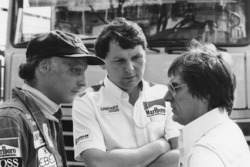 Niki Lauda, McLaren with Bernie Ecclestone and John Barnard, McLaren designer