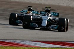 Валттери Боттас и Льюис Хэмилтон, Mercedes AMG F1 W08