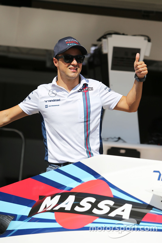Felipe Massa, with a specially liveried Williams FW38 marking his retirement from F1