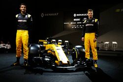 Nico Hülkenberg, Renault Sport F1 Team; Jolyon Palmer, Renault Sport F1 Team