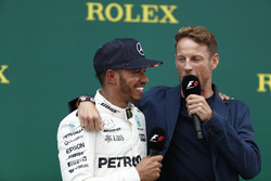 Podyum: Yarış galibi Lewis Hamilton, Mercedes AMG F1 ve Jenson Button