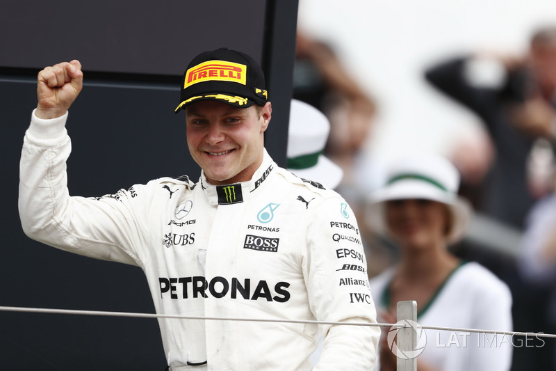 Podio: segundo lugar Valtteri Bottas, Mercedes AMG F1