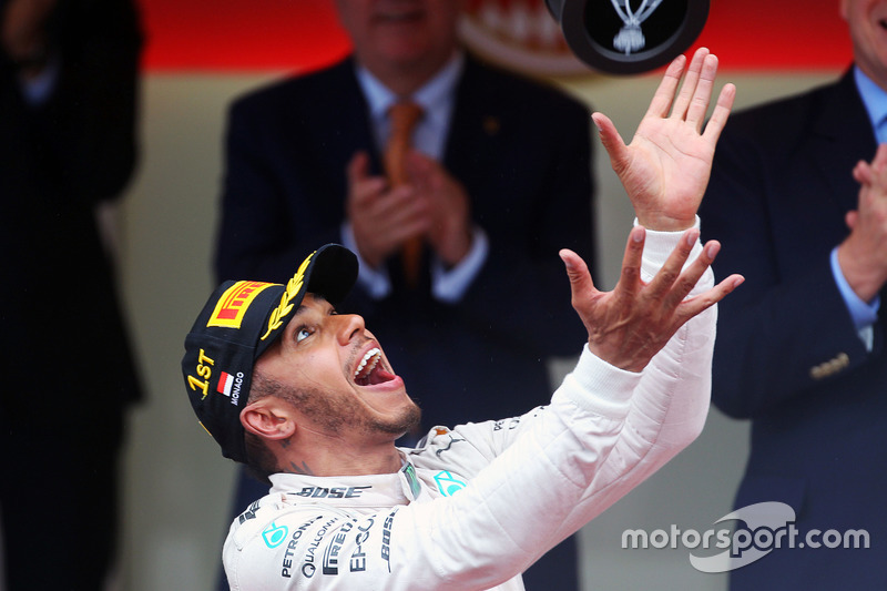 Race winner Lewis Hamilton, Mercedes AMG F1 celebrates on the podium