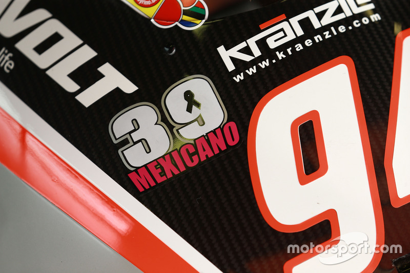 Luis Salom, SAG Racing Team, adesivo di tributo