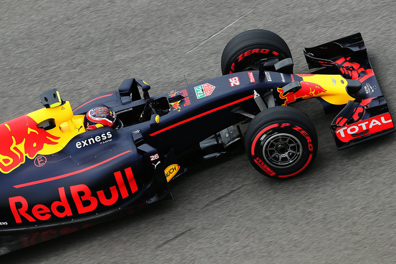 Даниил Квят, Red Bull Racing RB12