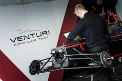 Venturi mechanic at work