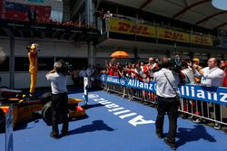 Race winner Antonio Giovinazzi, PREMA Racing