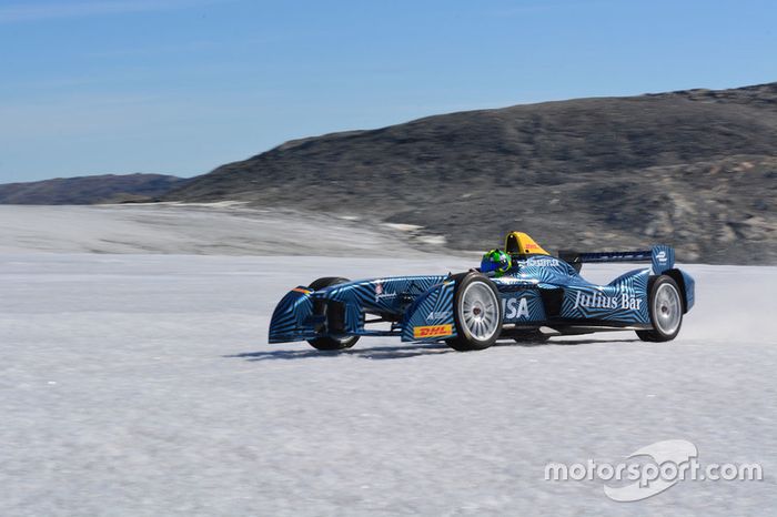 Di Grassi pilota un Fórmula E en el Ártico