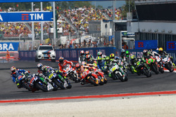 Start: Jorge Lorenzo, Yamaha Factory Racing leads