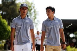 (L to R): Pascal Wehrlein, Manor Racing with Rio Haryanto, Manor Racing