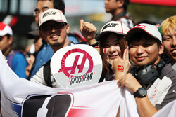 Romain Grosjean, Haas F1 Team fans