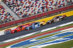 Justin Allgaier, JR Motorsports Chevrolet, Daniel Suarez, Joe Gibbs Racing Toyota, Erik Jones, Joe G