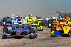 Start: Will Power, Team Penske Chevrolet leads