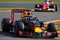 Red Bull RB12, цветная Halo