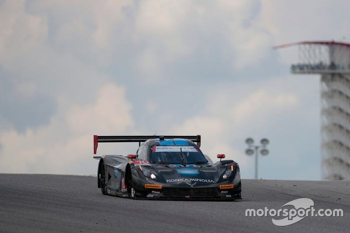 Ricky Taylor e Jordan Taylor venceram a penúltima etapa da temporada 2016 do WeatherTech United SportsCar em Austin. Christian Fittipaldi e João Barbosa terminaram em terceiro, levando a decisão para a última prova em Road Atlanta.