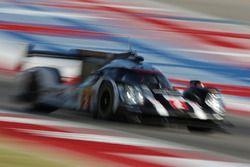 #2 Porsche Team Porsche 919 Hybrid: Romain Dumas, Neel Jani, Marc Lieb