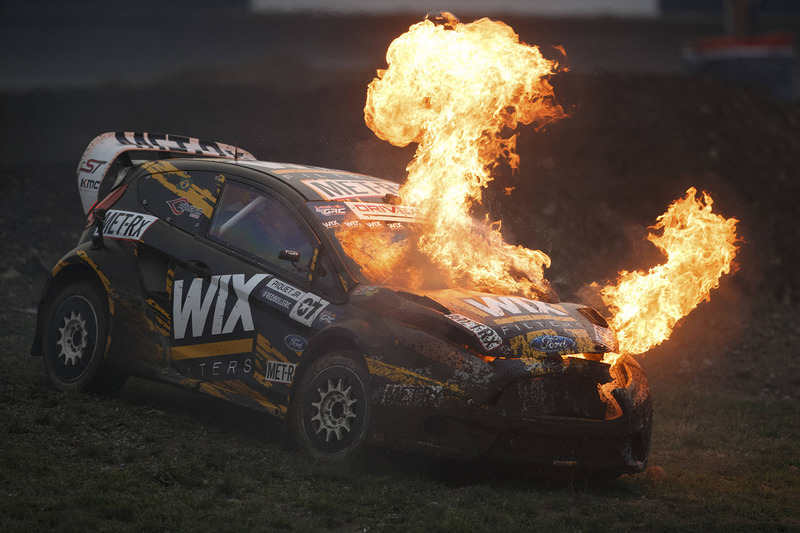 Nelson Piquet Jr., SH Racing Rallycross Ford, en flammes